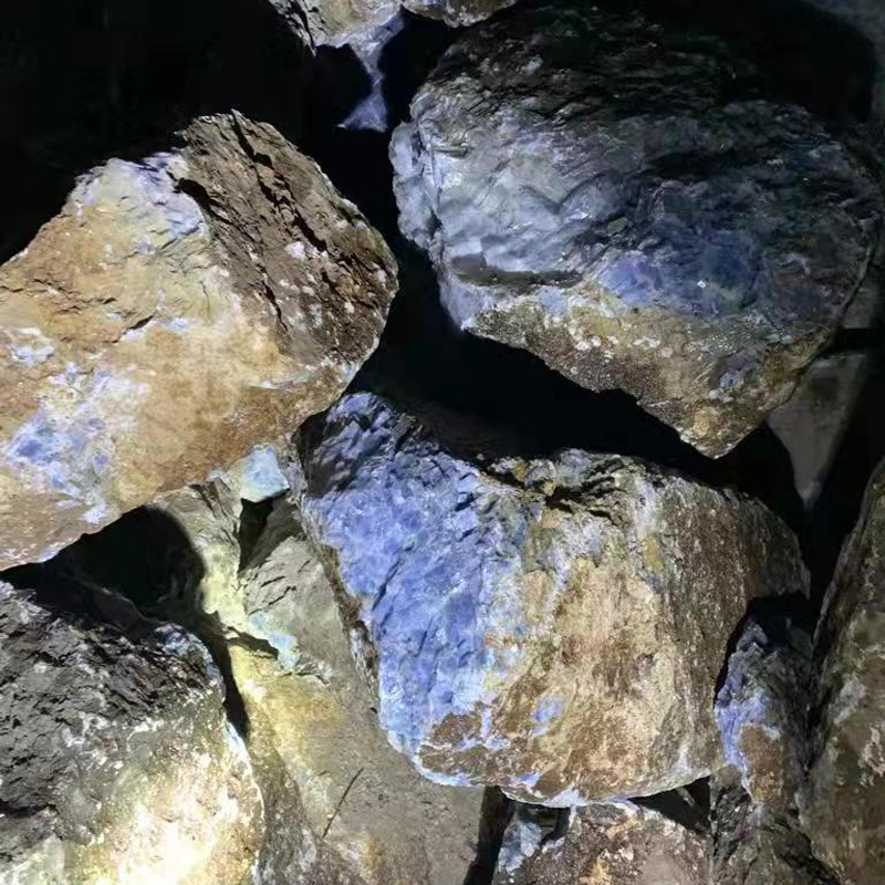 Import Mozambique Blue Quartz