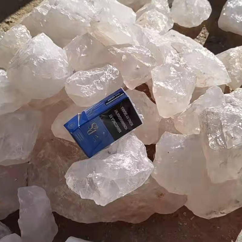 Import Madagascar Quartz